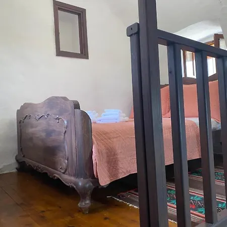 Terra Petra Mani Koíta